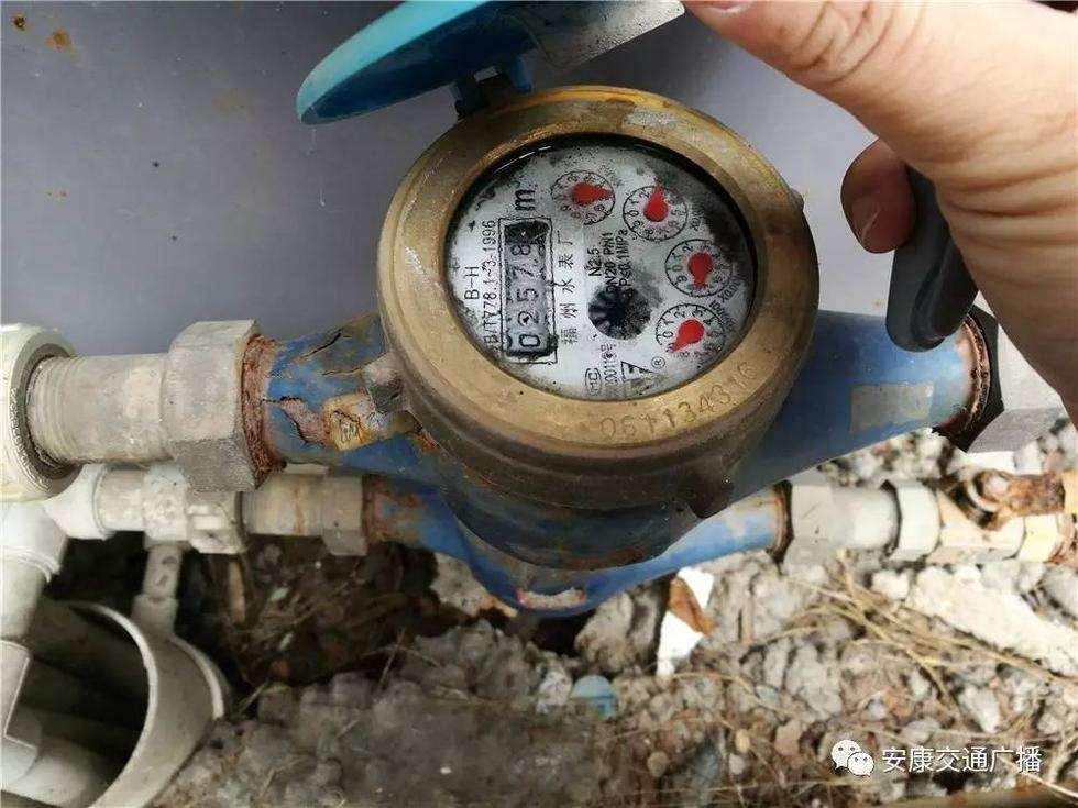 深圳家里水表在不用的时候空转，是漏水吗？